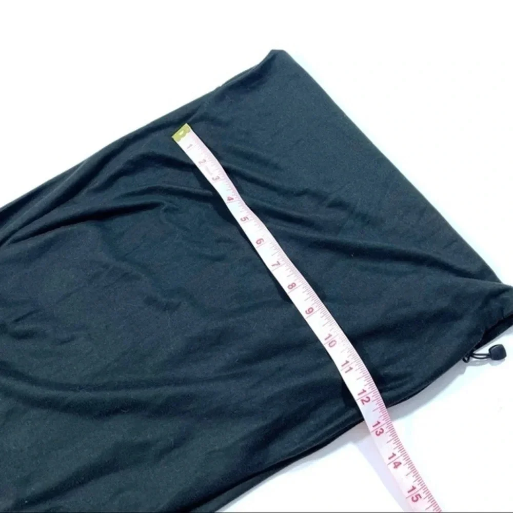 Beyond Yoga Wrap Infinity Scarf Black Zipper Pocket
